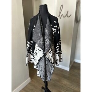 POL Womens Black White Abstract Open Front Waterfall Cardigan Sweater Size Small